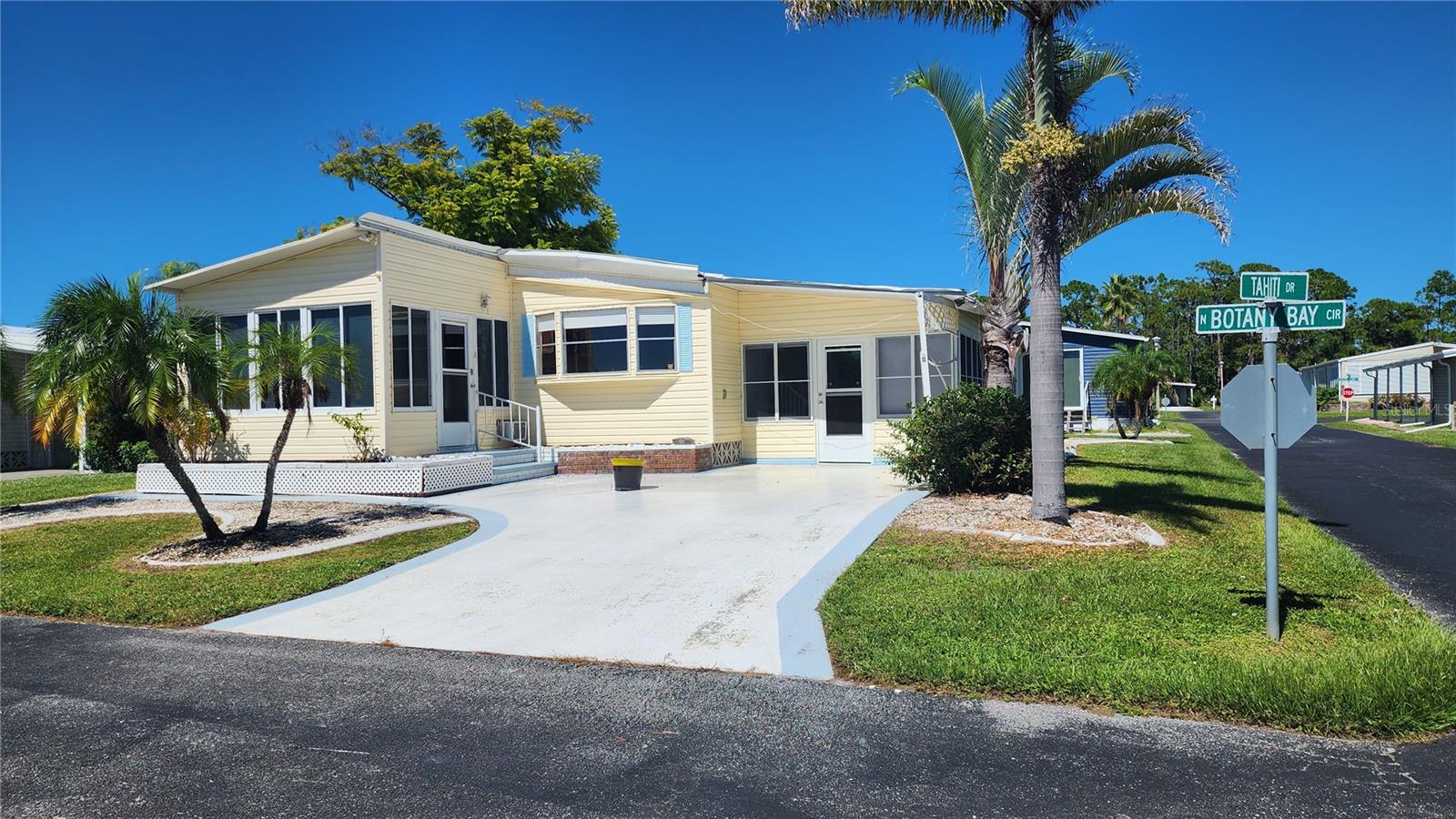 A4667528 Property Photo