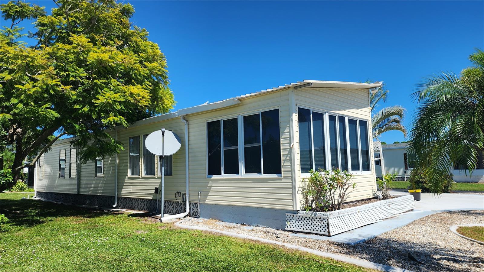 A4667528 Property Photo