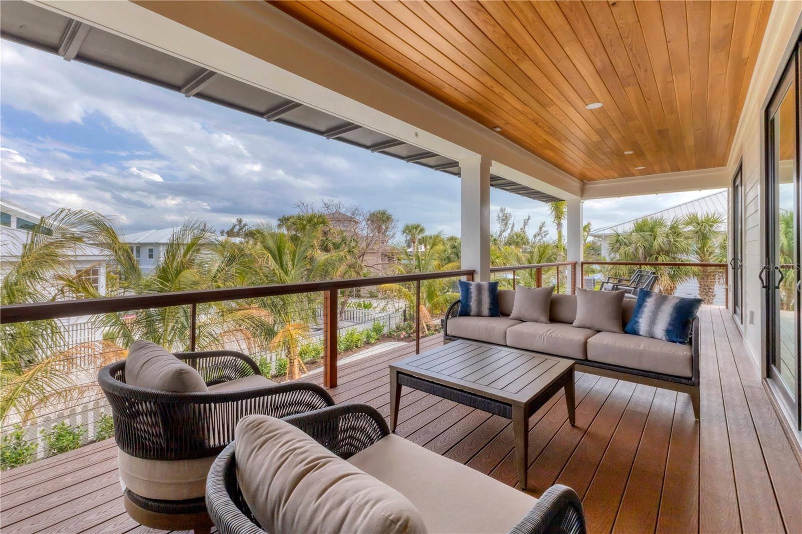 D6144126 Property Photo