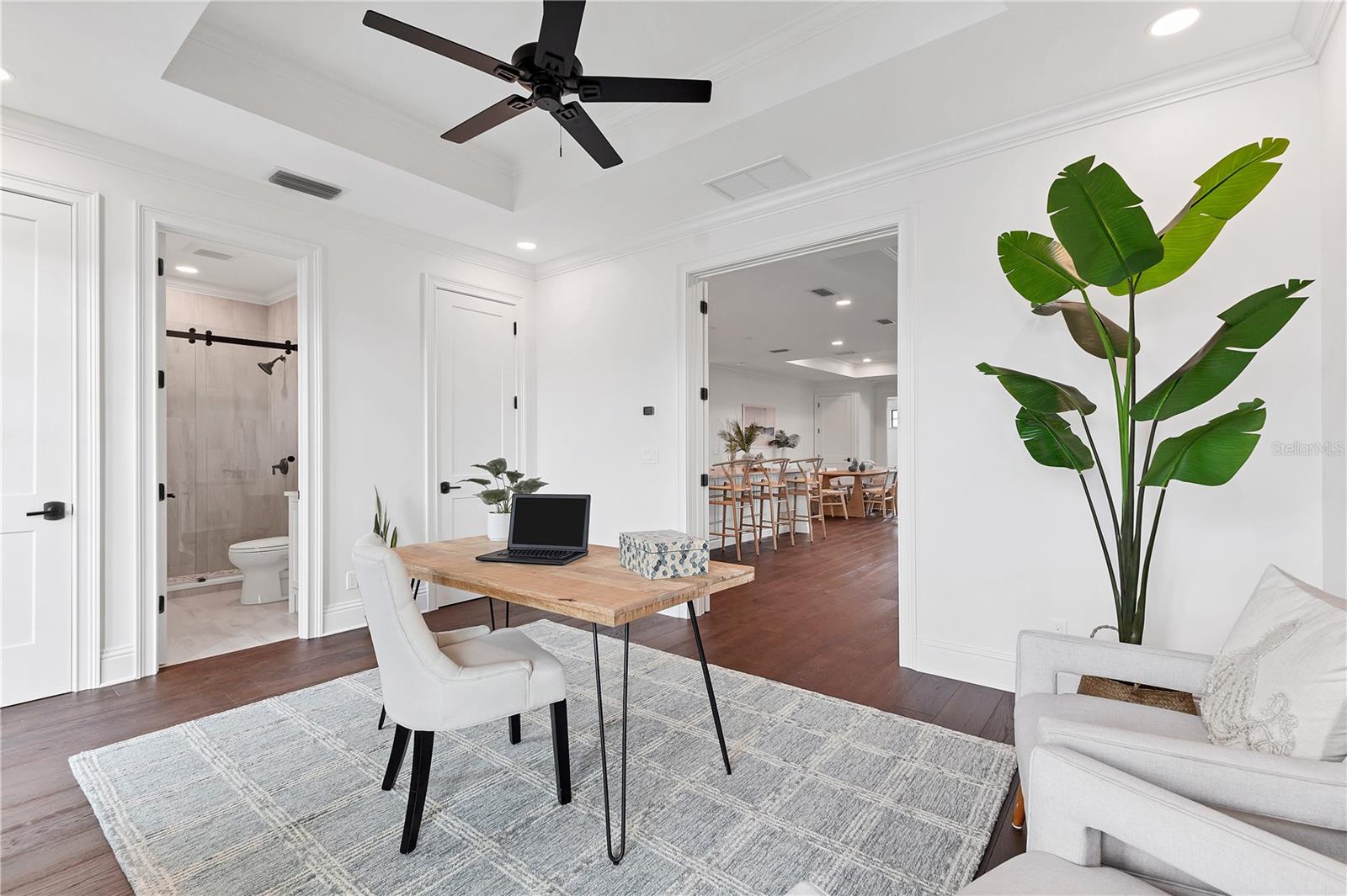 D6144126 Property Photo