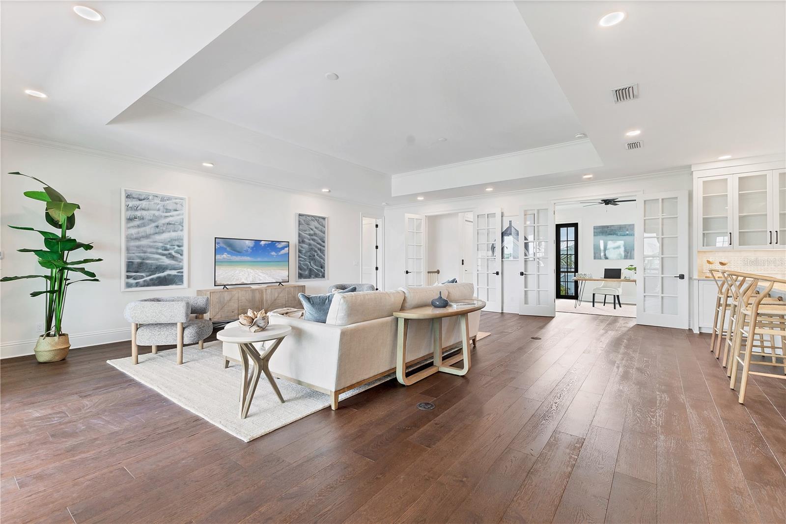 D6144126 Property Photo