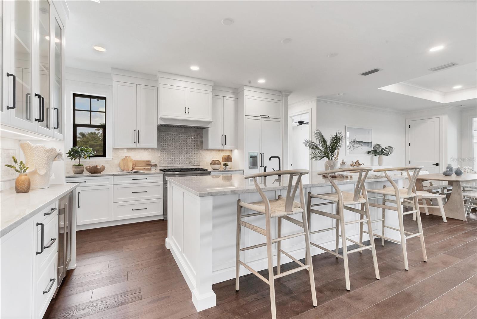 D6144126 Property Photo