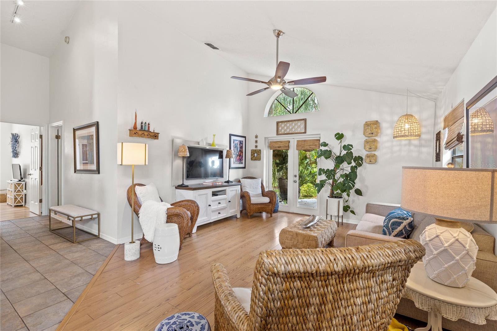 4254 FOX HOLLOW CIR, CASSELBERRY, FL, 32707