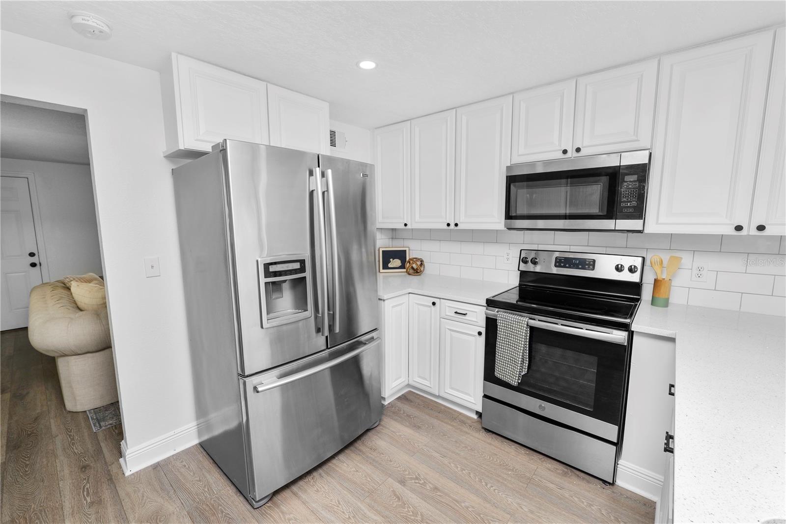 1008 SPIRIT LAKE RD, WINTER HAVEN, FL, 33880