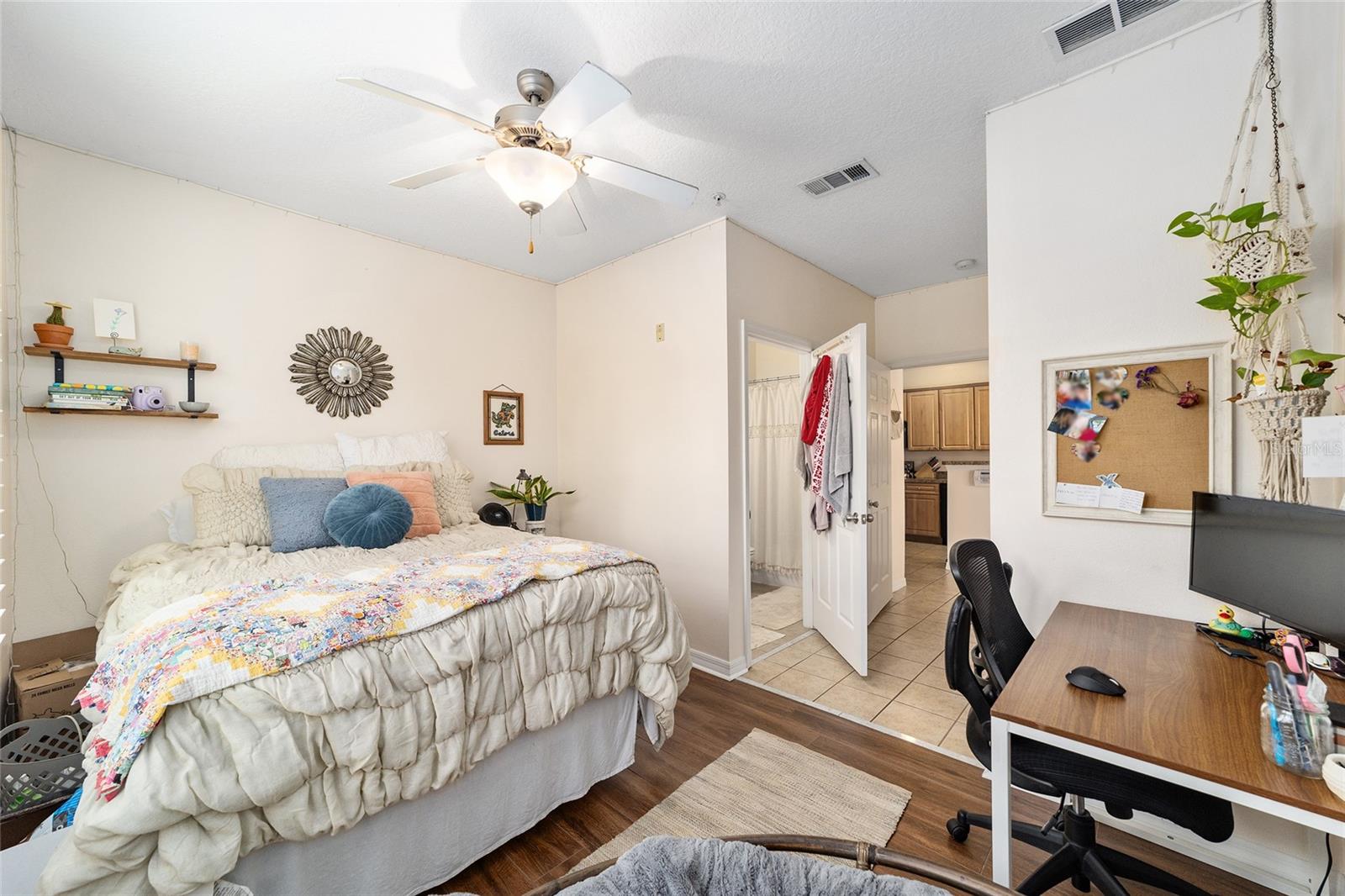 1257 SW 9TH RD #109, GAINESVILLE, FL, 32601