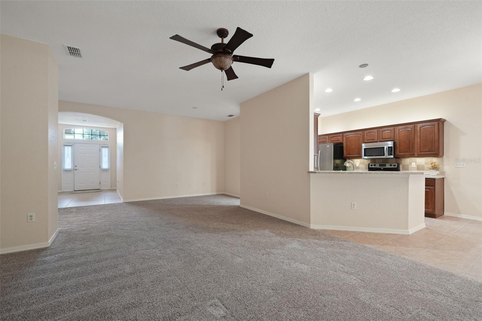 6339 TWIN BRIDGES DR, ZEPHYRHILLS, FL, 33541