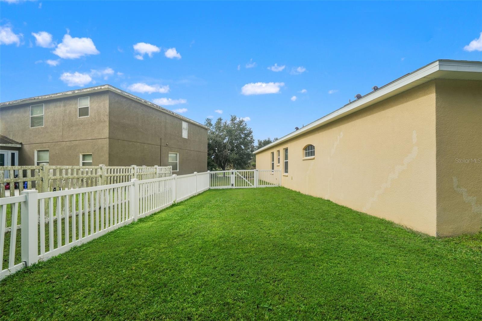 6339 TWIN BRIDGES DR, ZEPHYRHILLS, FL, 33541