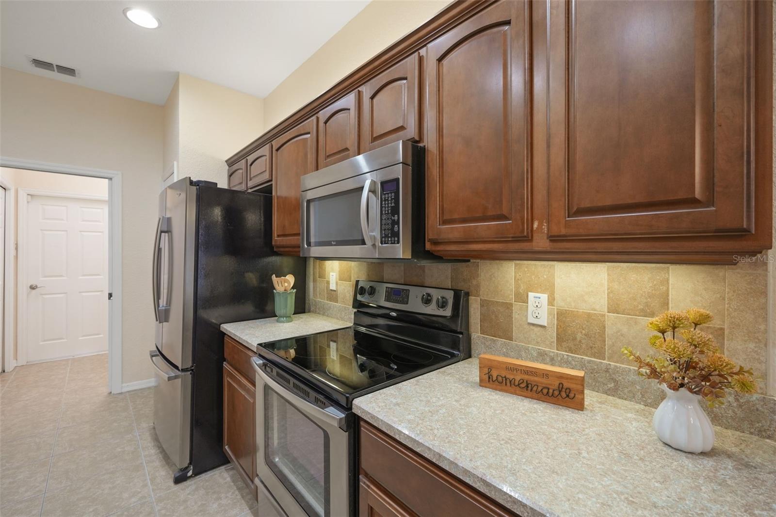 6339 TWIN BRIDGES DR, ZEPHYRHILLS, FL, 33541