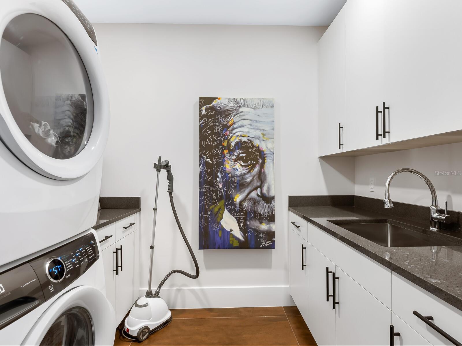 A4667550 Property Photo