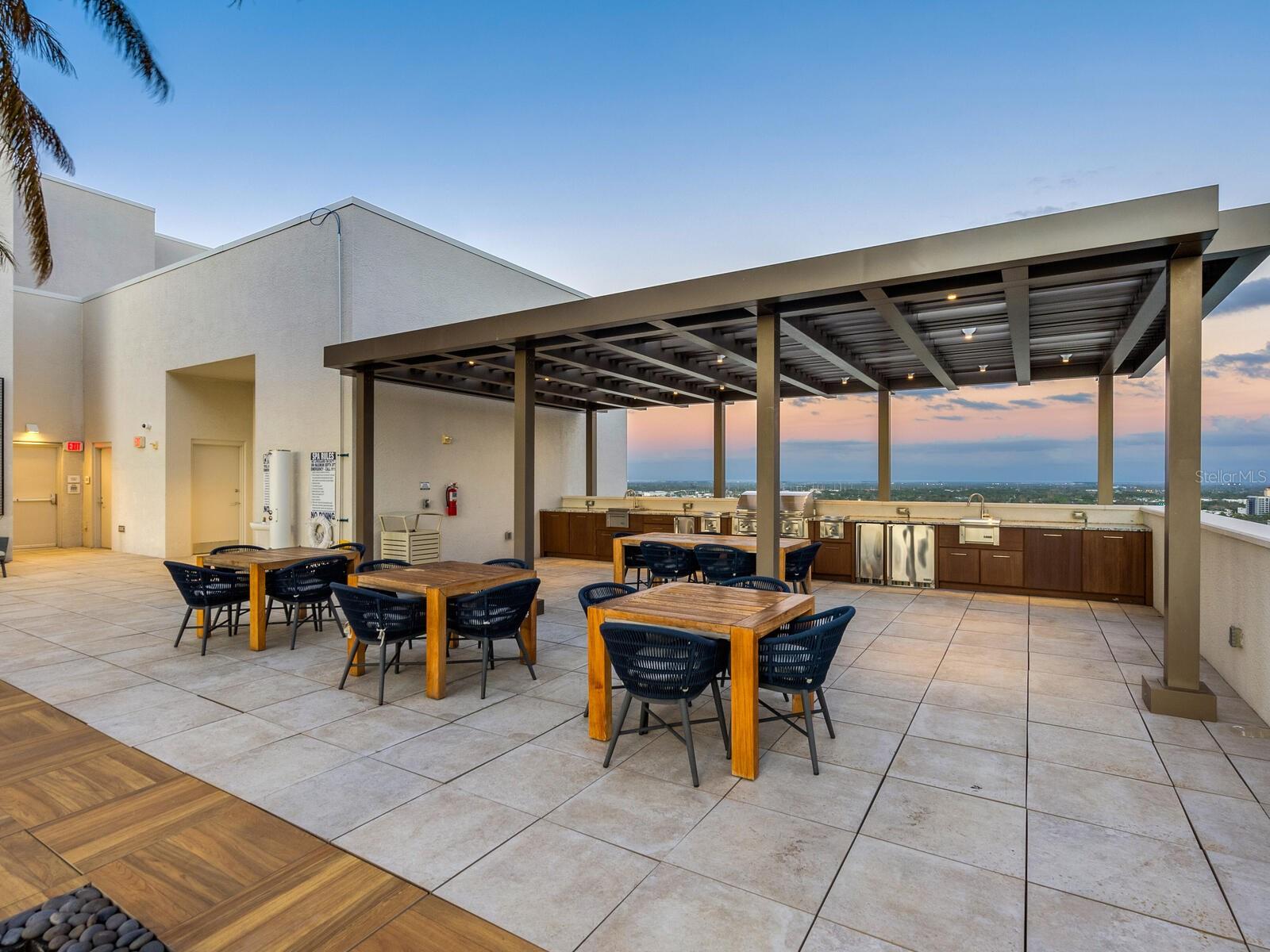 A4667550 Property Photo