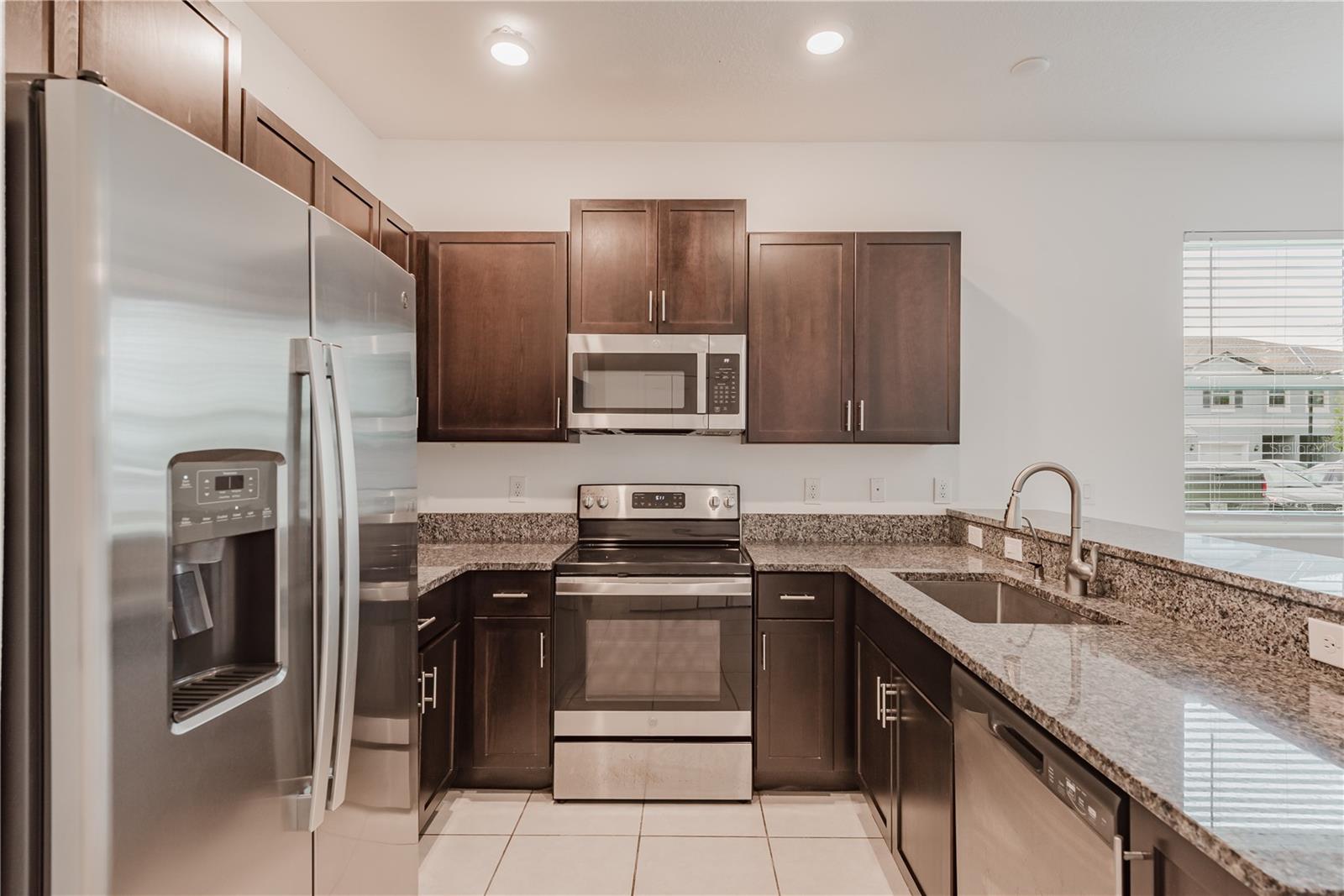 14302 EDITORS NOTE ST, RUSKIN, FL, 33573