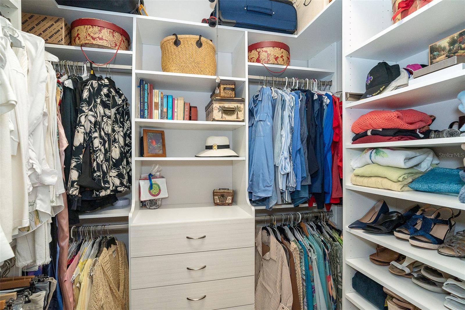 1 N CAYMAN ISLES BLVD, ENGLEWOOD, FL, 34223