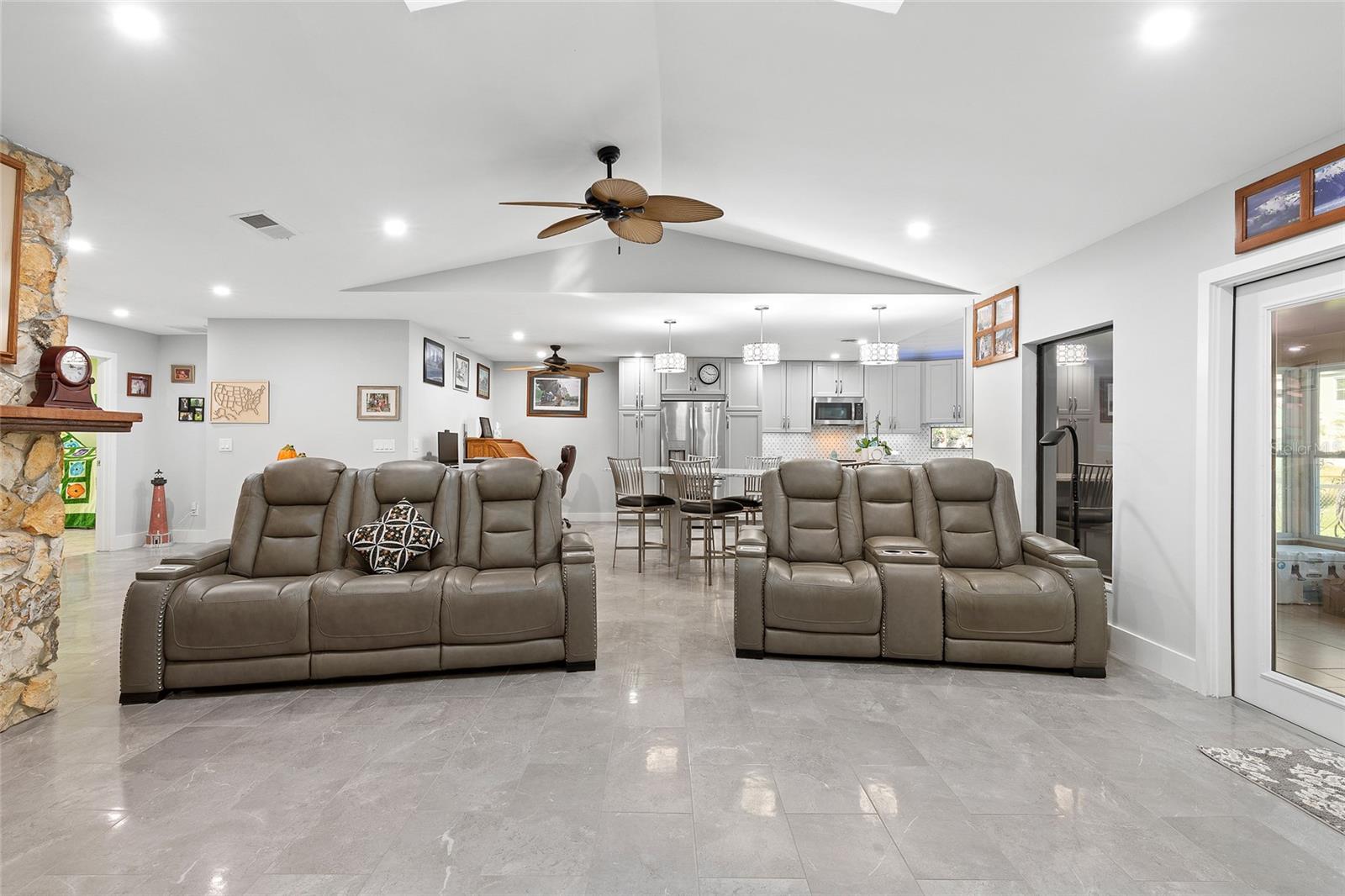 2710 22ND ST, EDGEWATER, FL, 32141