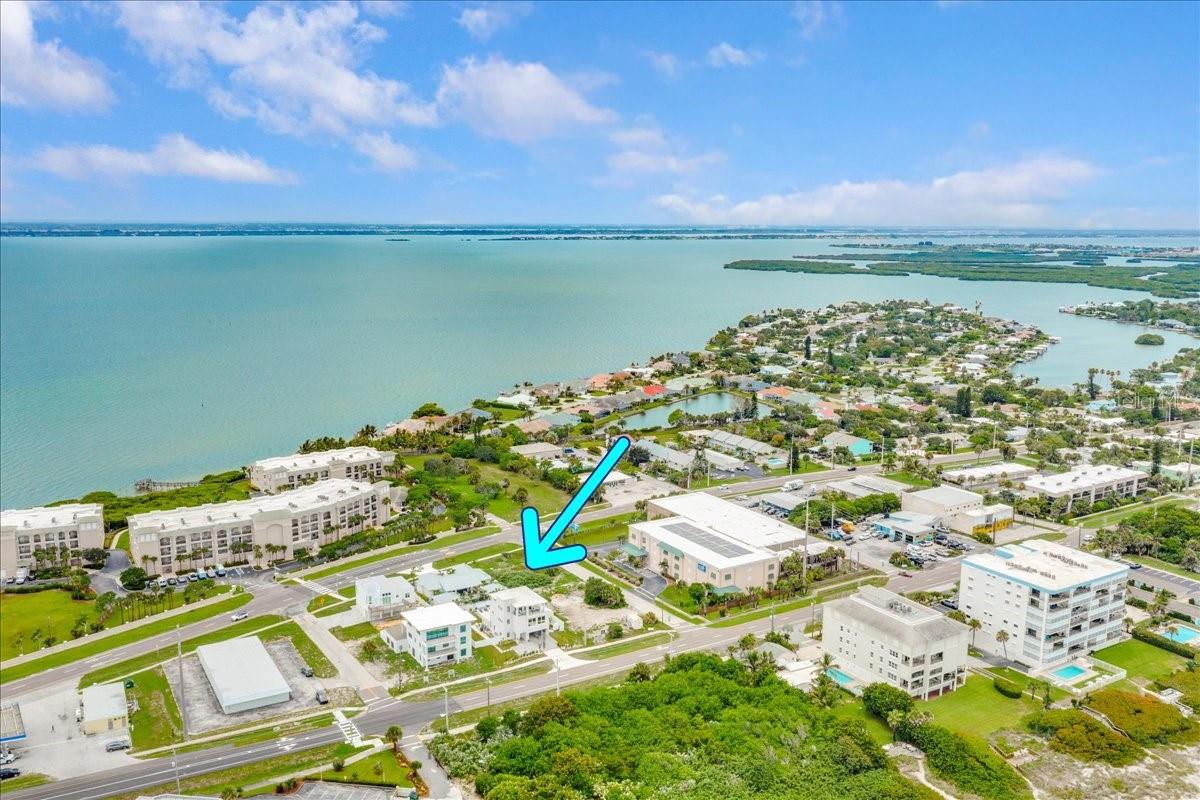 V4945260 Property Photo