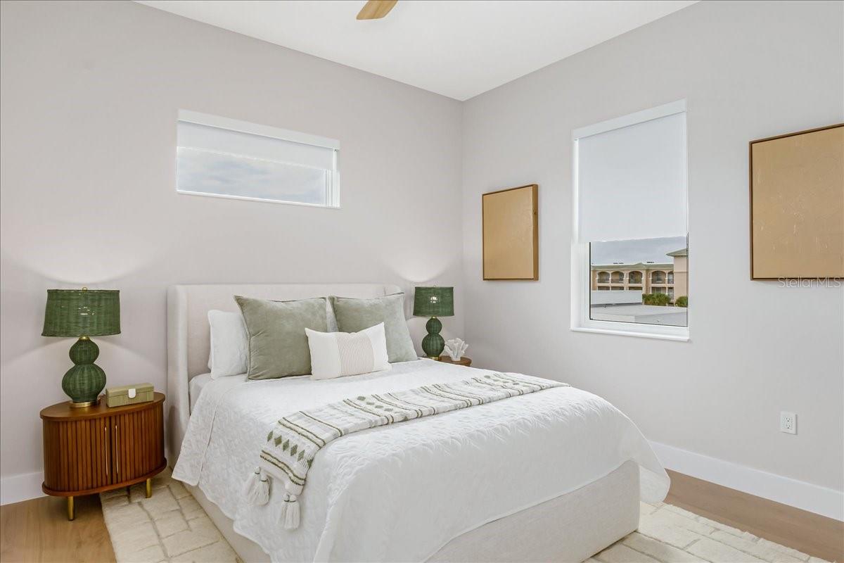 V4945260 Property Photo