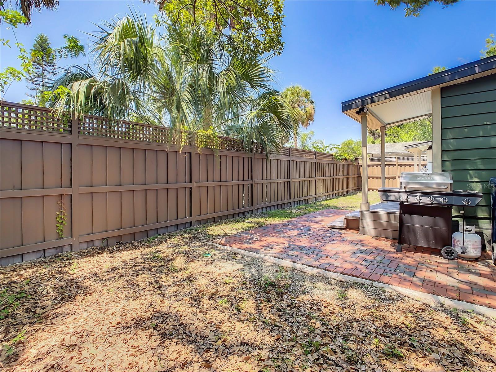 803 E FRIERSON AVE, TAMPA, FL, 33603