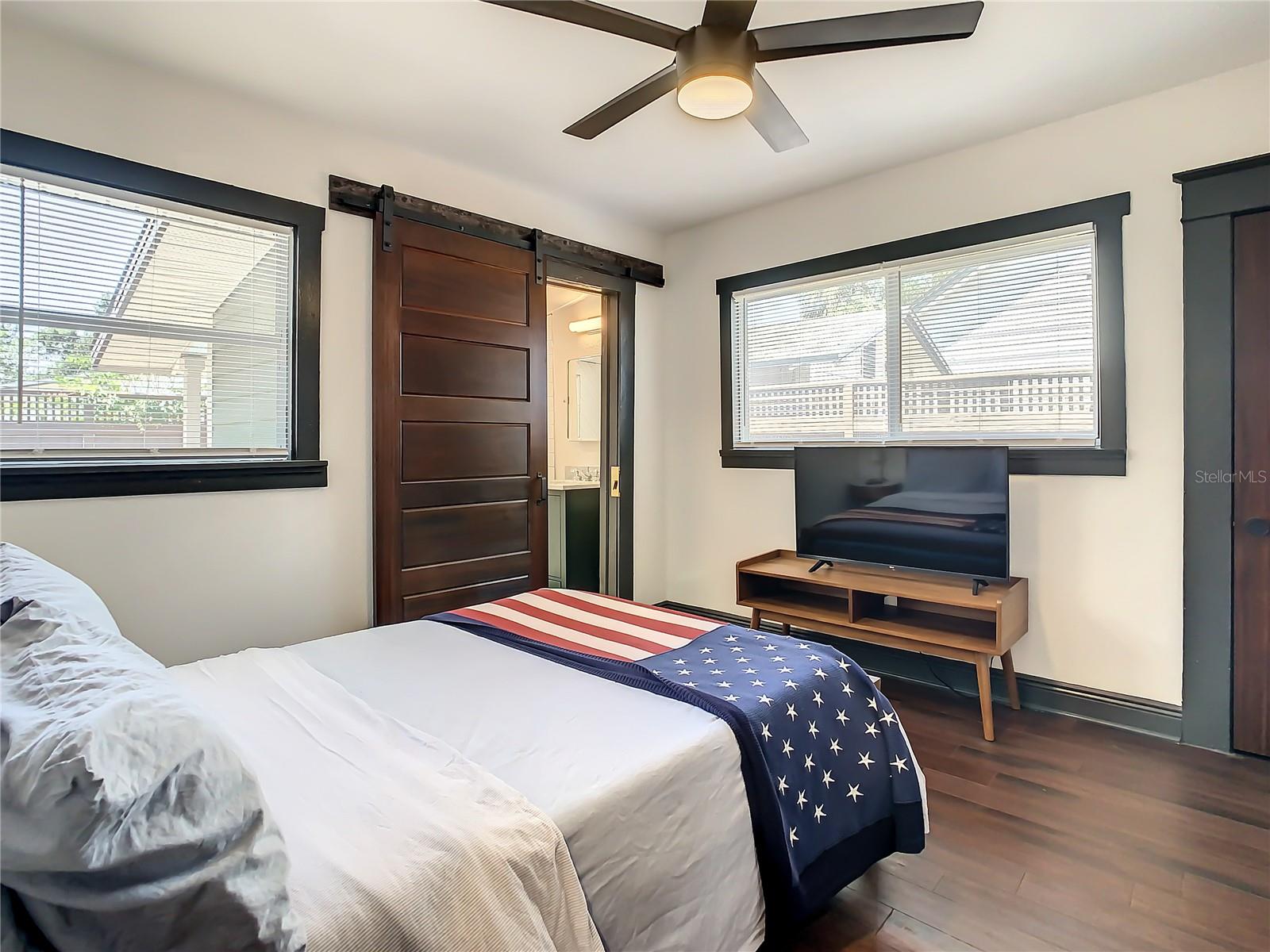 803 E FRIERSON AVE, TAMPA, FL, 33603