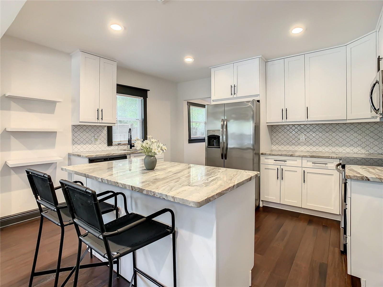 803 E FRIERSON AVE, TAMPA, FL, 33603