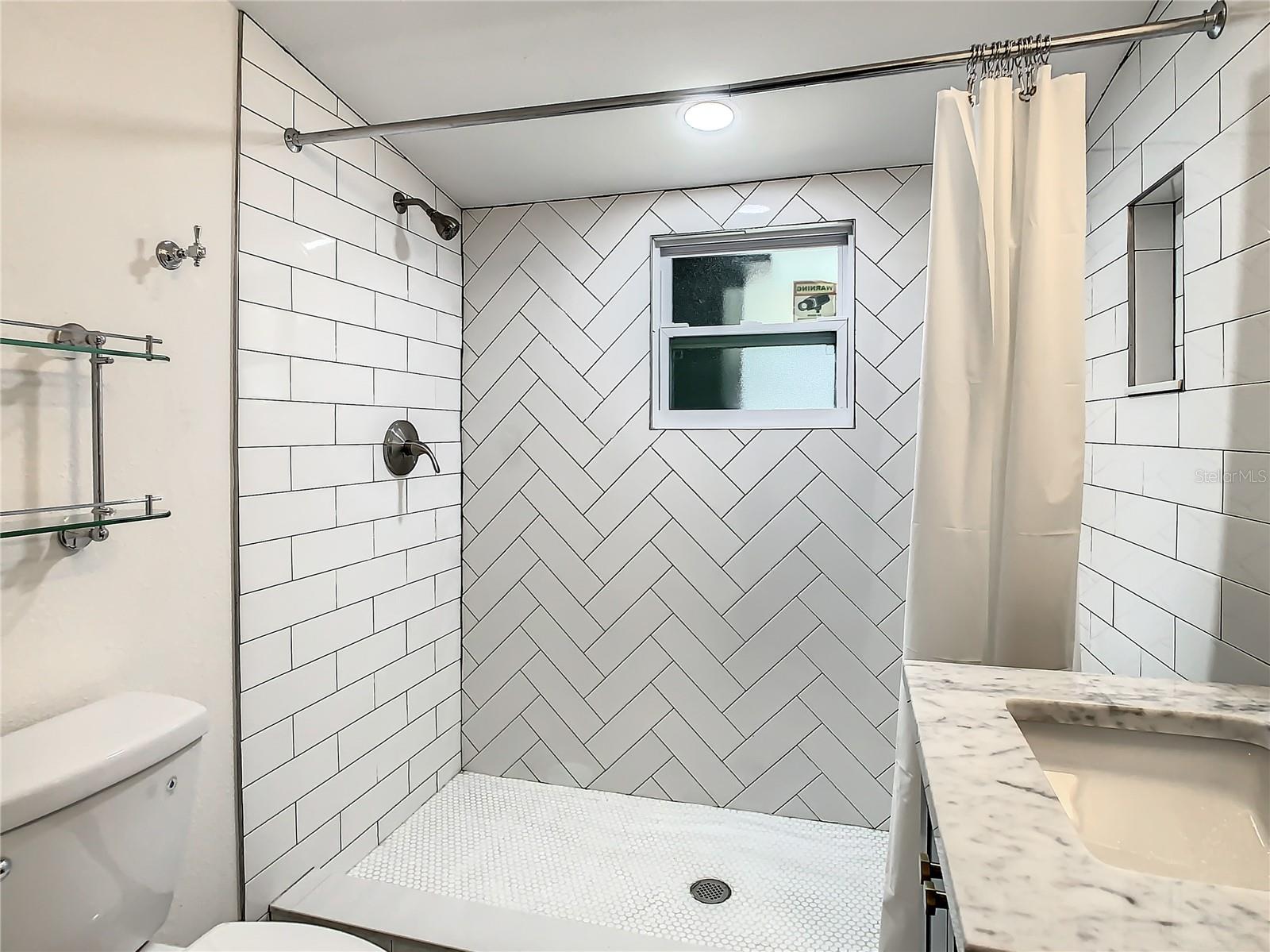 803 E FRIERSON AVE, TAMPA, FL, 33603