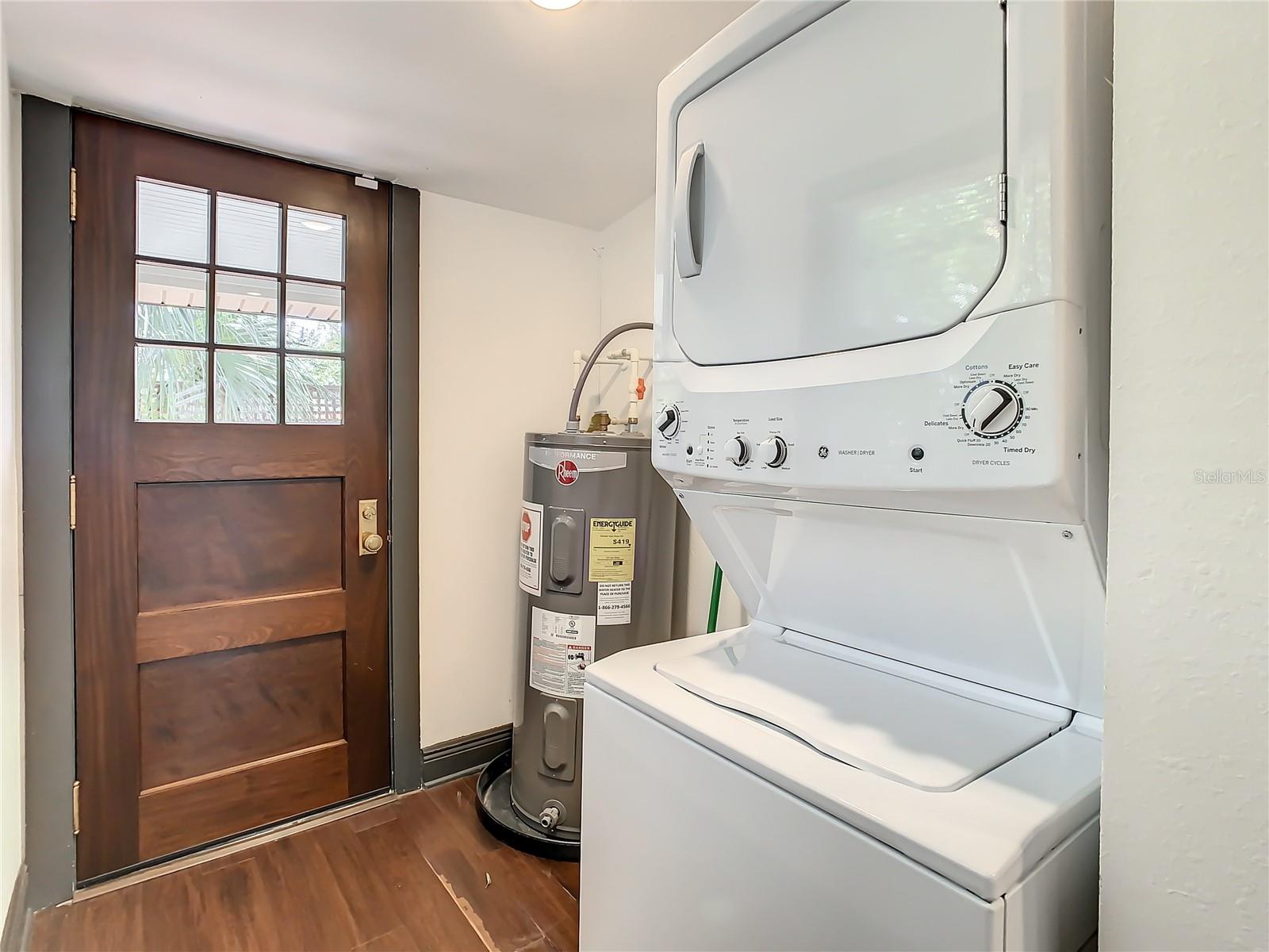 803 E FRIERSON AVE, TAMPA, FL, 33603