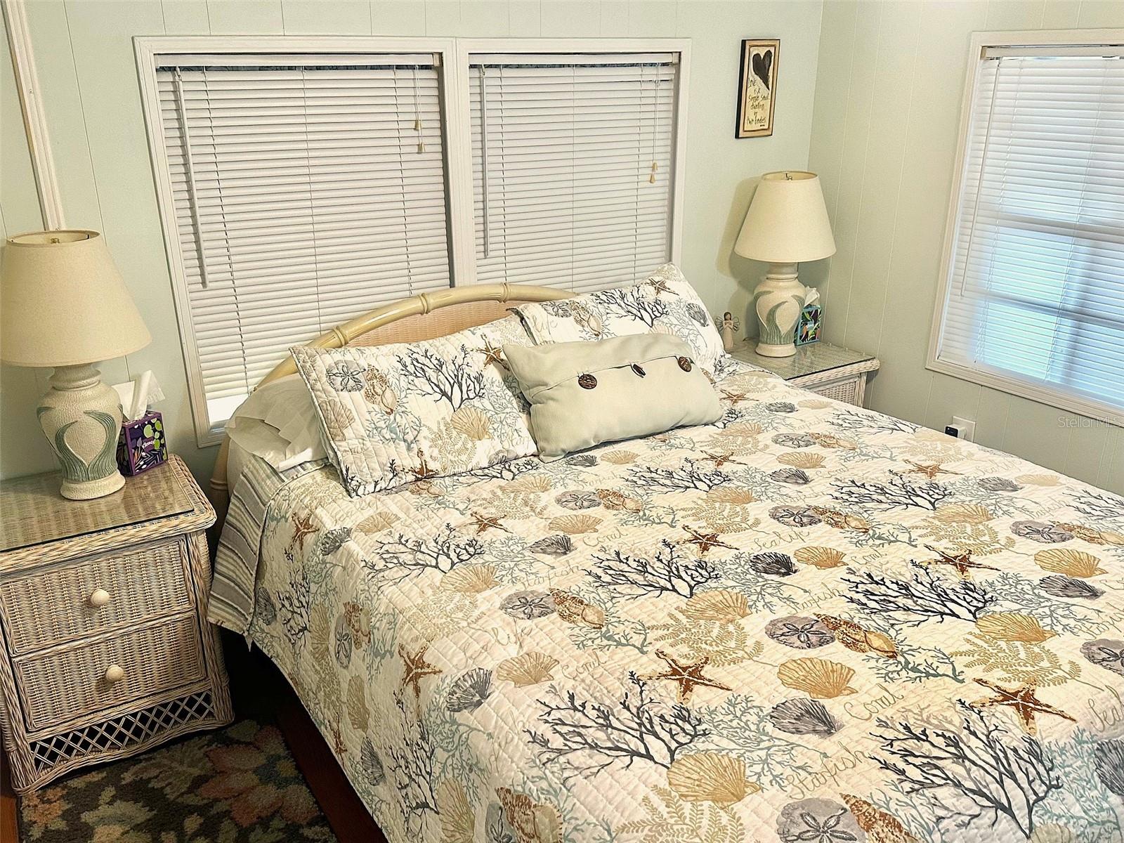 TB8435120 Property Photo