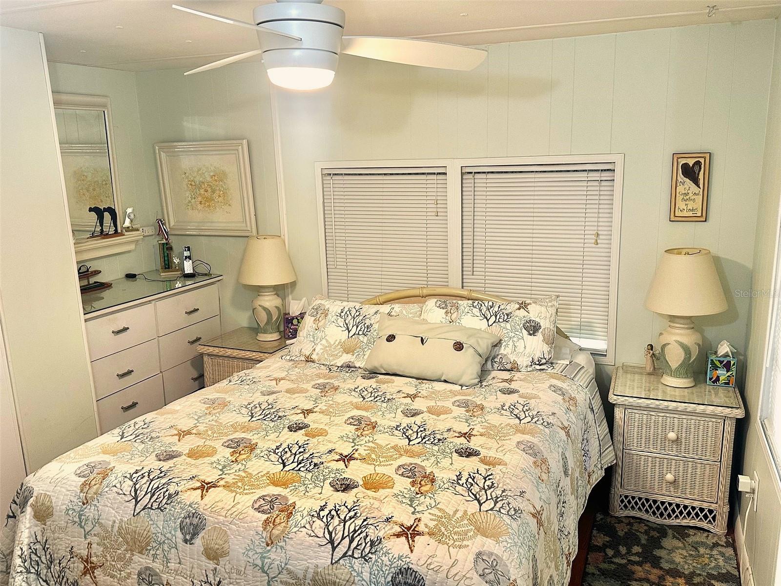 TB8435120 Property Photo