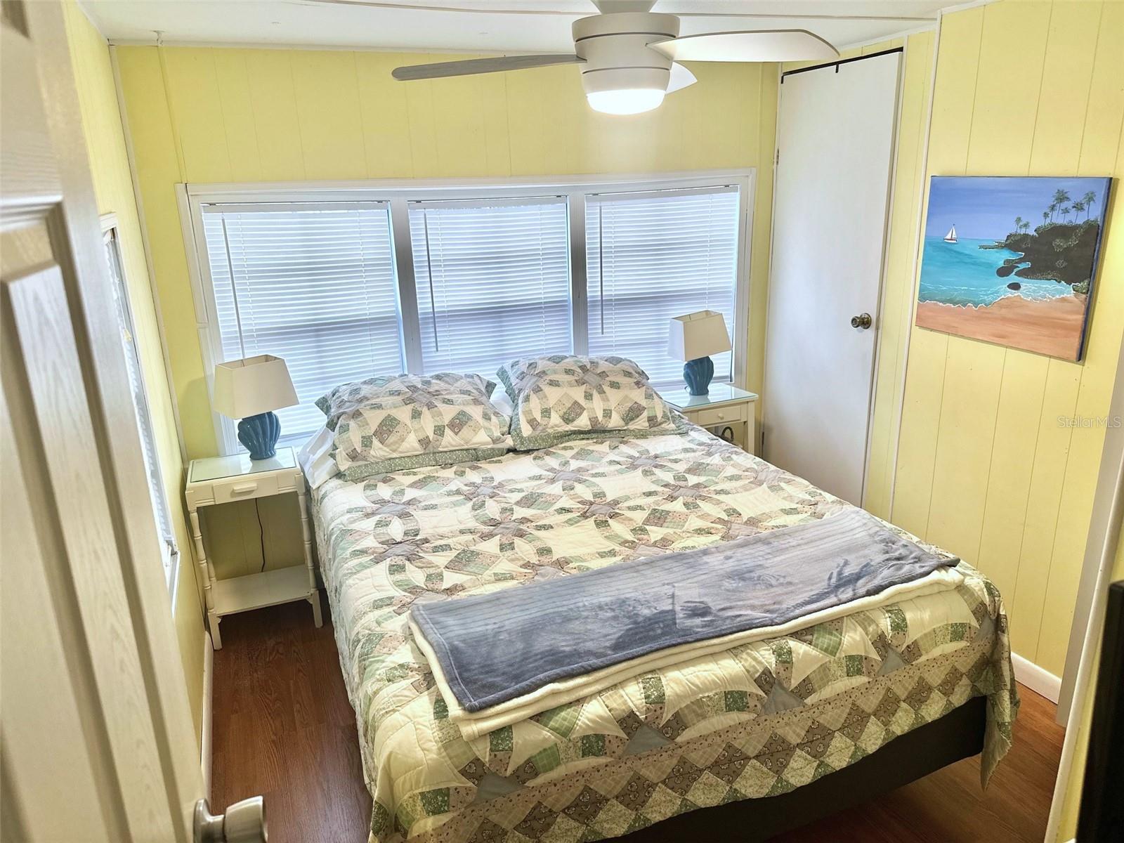 TB8435120 Property Photo