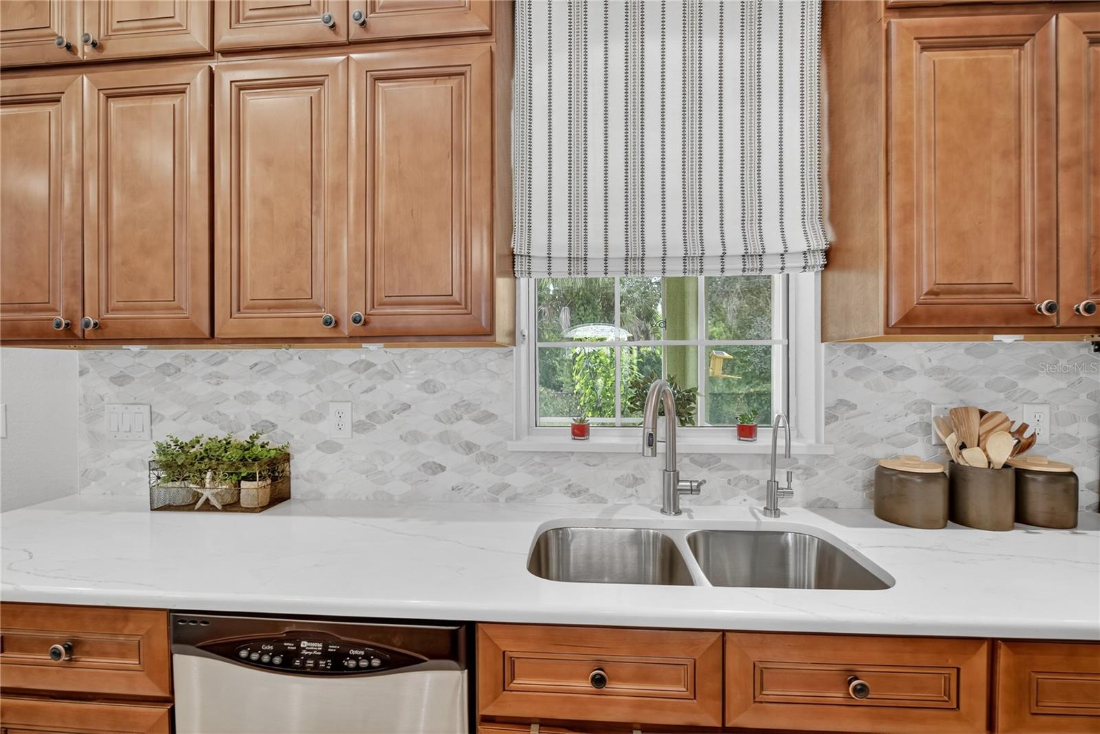 18307 LAKE WORTH BLVD, PORT CHARLOTTE, FL, 33948