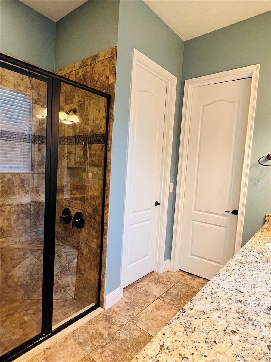 11522 QUIET FOREST DR, TAMPA, FL, 33635