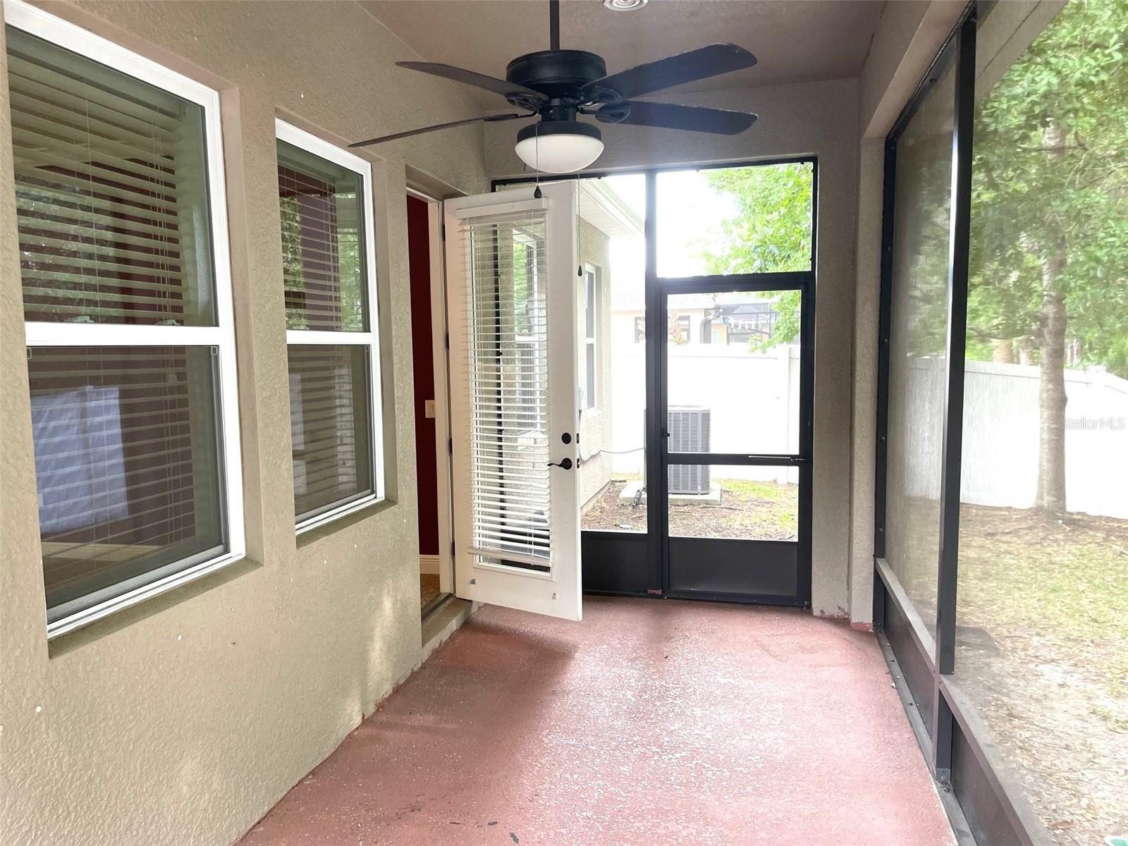 11522 QUIET FOREST DR, TAMPA, FL, 33635