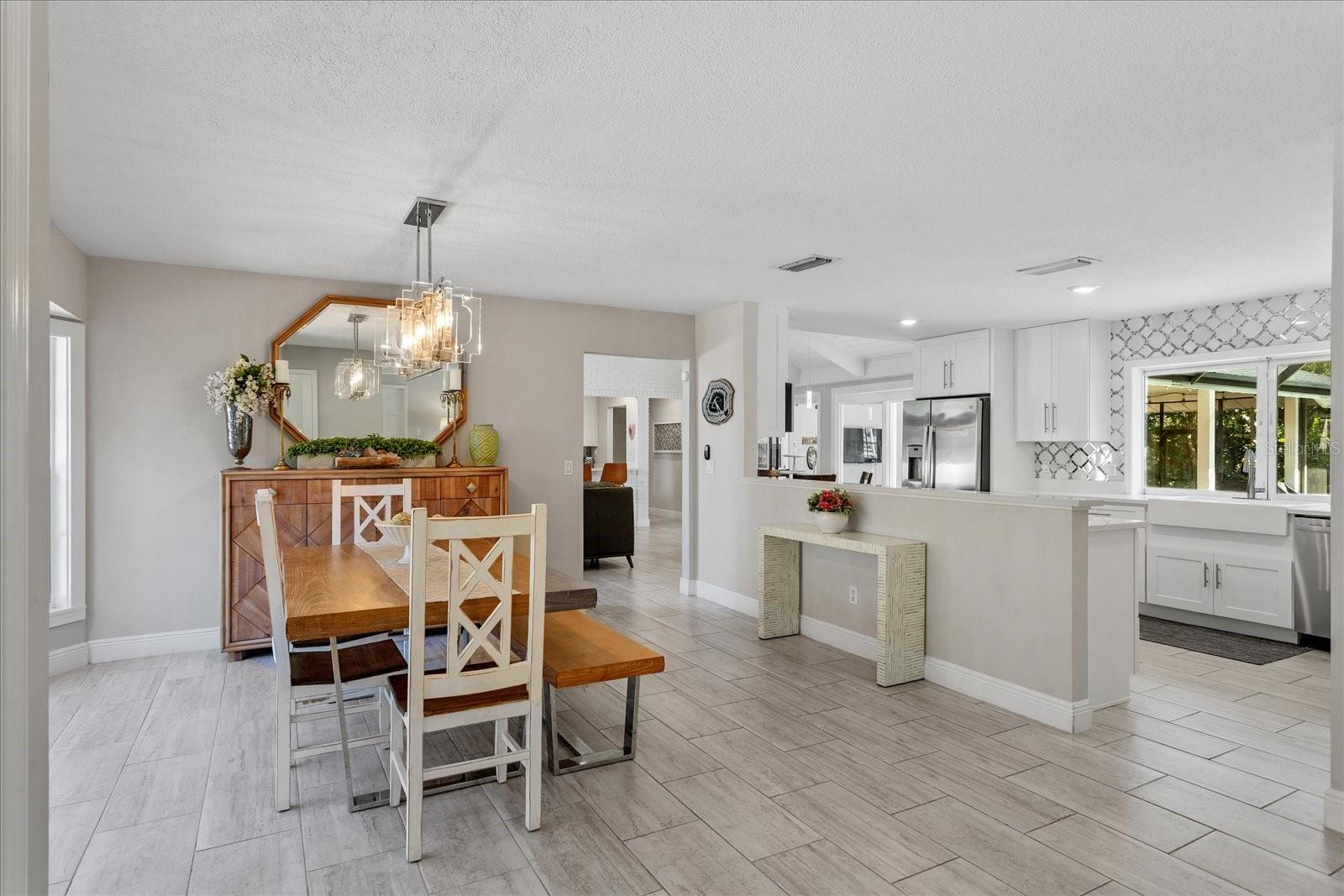 203 S SWEETWATER COVE BLVD, LONGWOOD, FL, 32779