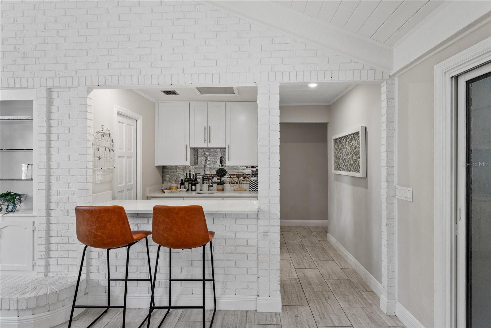 203 S SWEETWATER COVE BLVD, LONGWOOD, FL, 32779