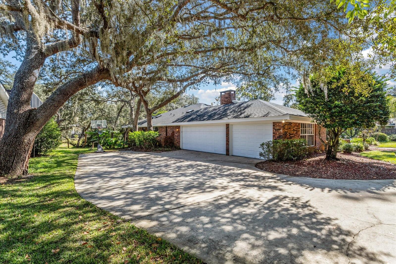 203 S SWEETWATER COVE BLVD, LONGWOOD, FL, 32779