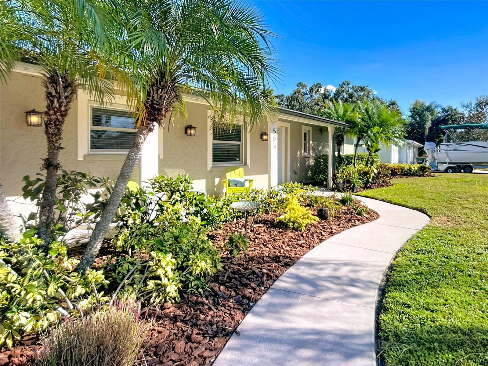 505 E LAKE DR, SARASOTA, FL, 34232