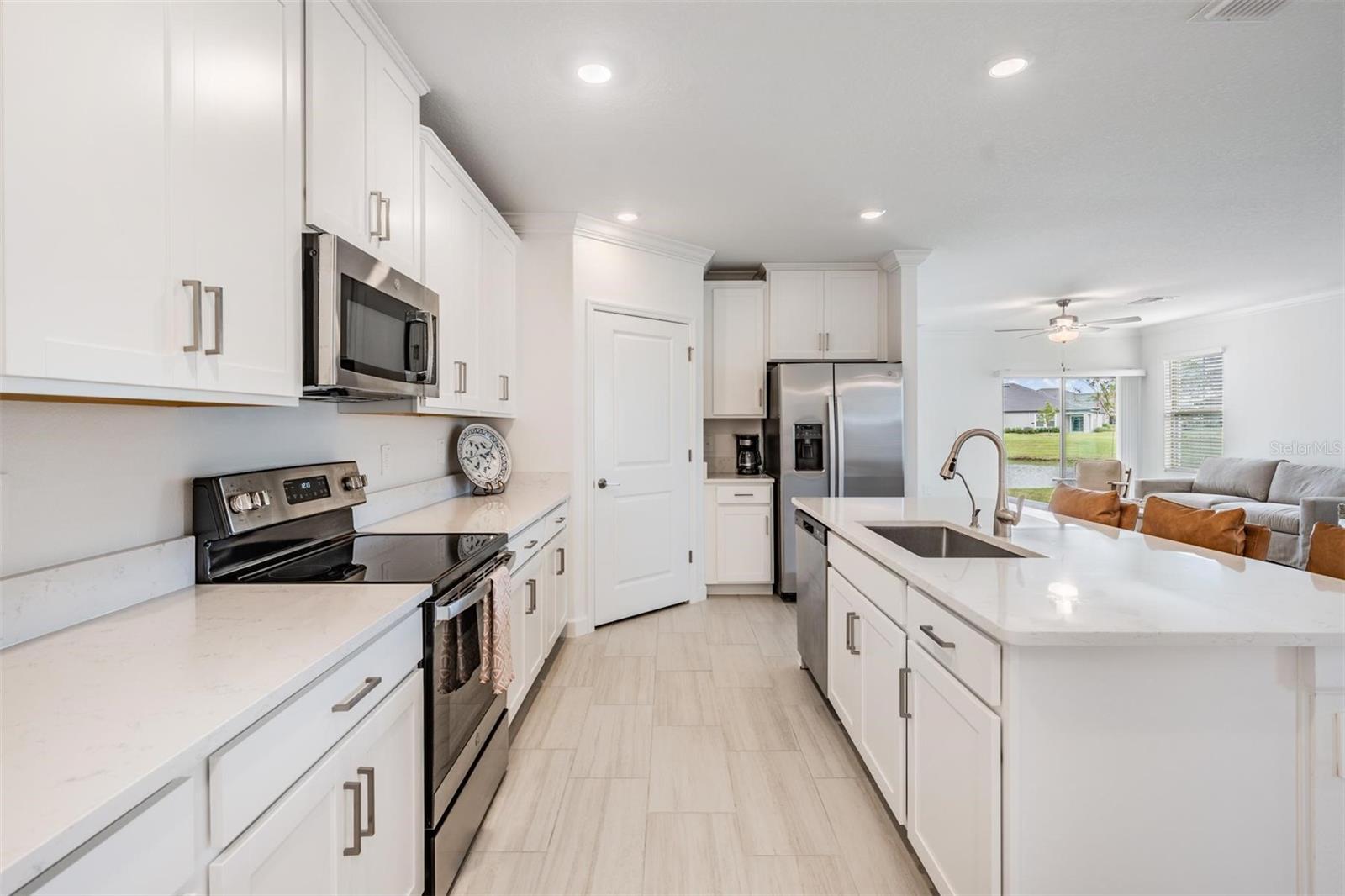 10935 GABLE DIG LOOP, SAN ANTONIO, FL, 33576