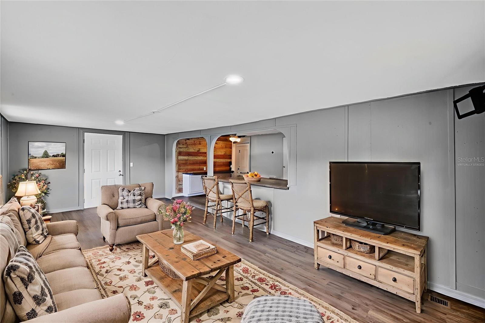 37016 WATERSIDE DR, ZEPHYRHILLS, FL, 33541