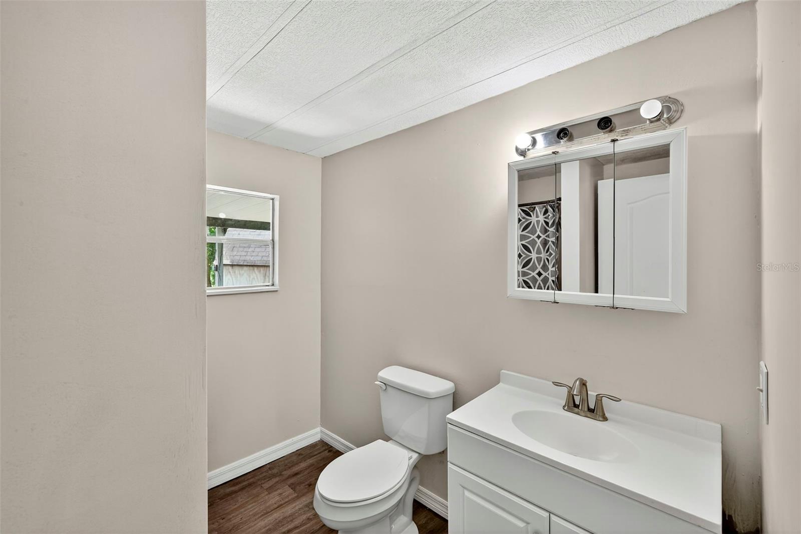 37016 WATERSIDE DR, ZEPHYRHILLS, FL, 33541