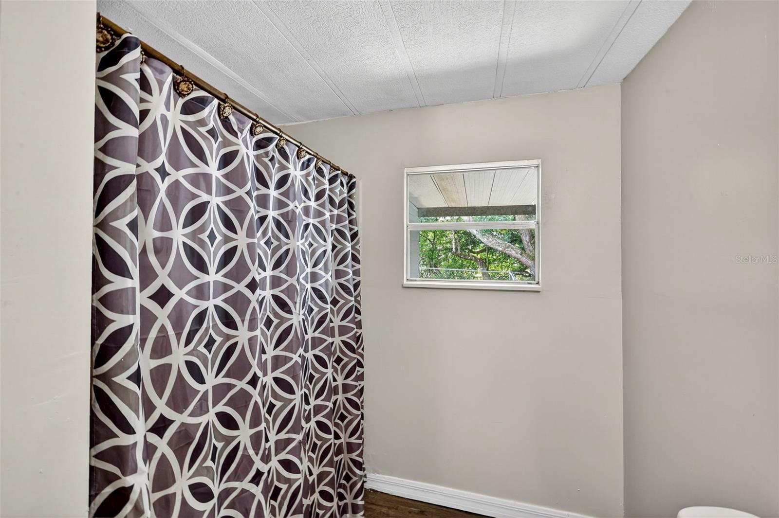 37016 WATERSIDE DR, ZEPHYRHILLS, FL, 33541