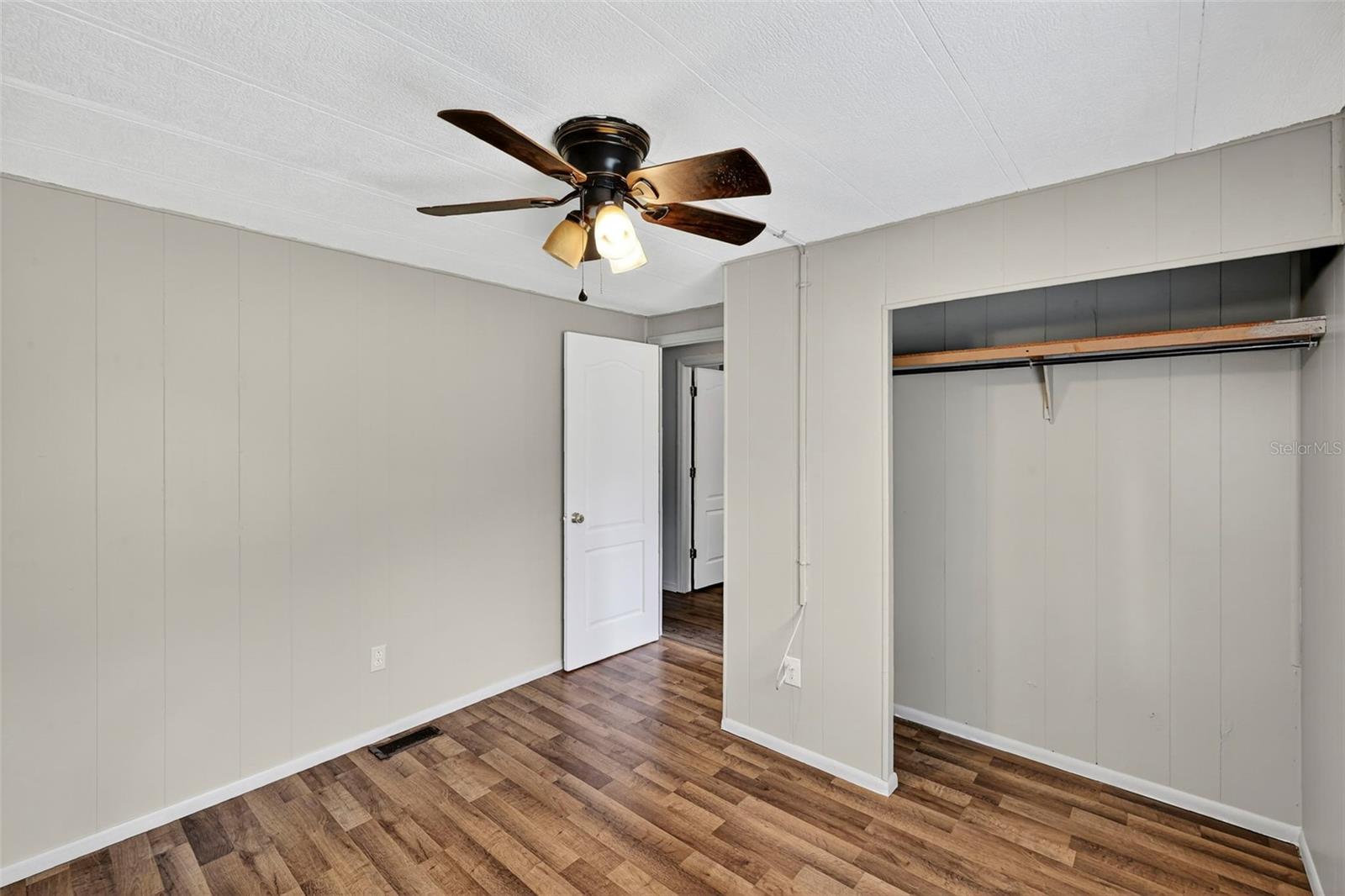 37016 WATERSIDE DR, ZEPHYRHILLS, FL, 33541