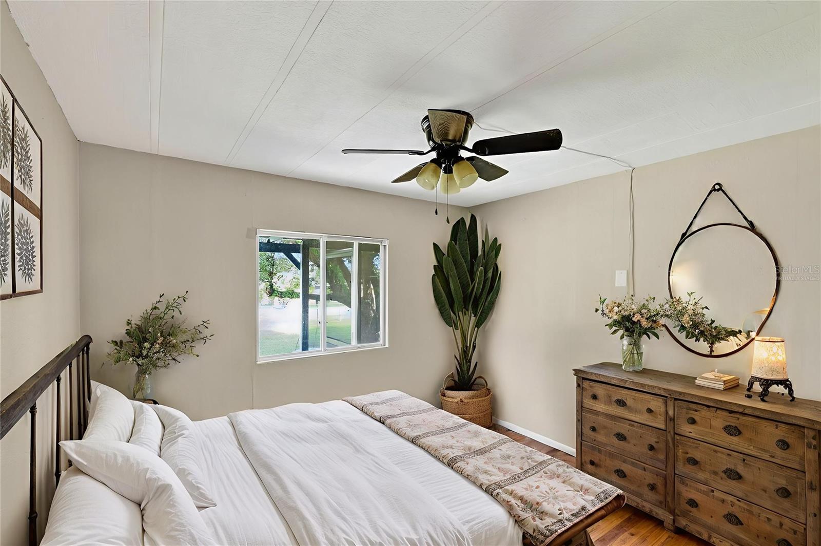 37016 WATERSIDE DR, ZEPHYRHILLS, FL, 33541