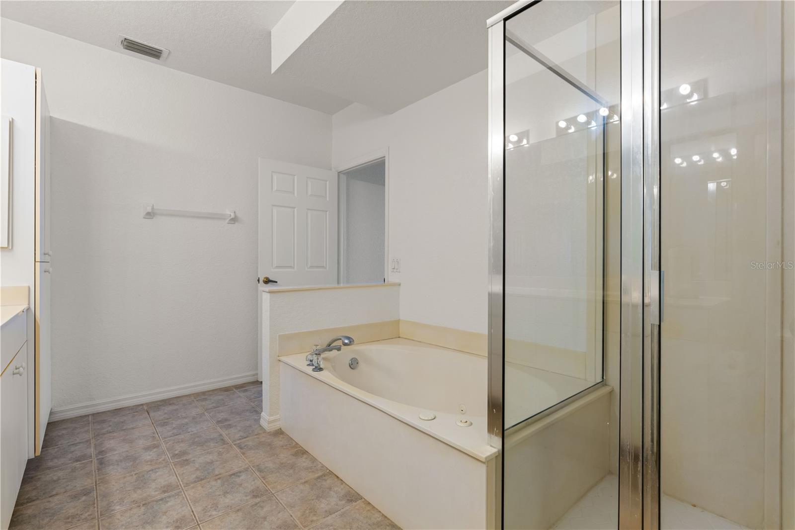 200 HARBOR WALK DR #253, PUNTA GORDA, FL, 33950