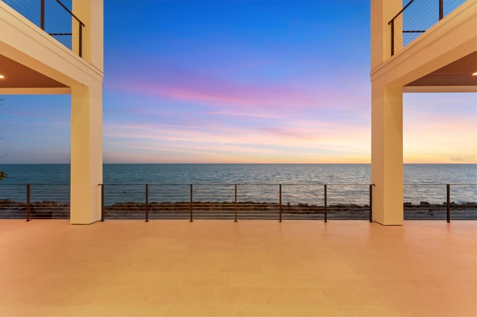 TB8435241 Property Photo