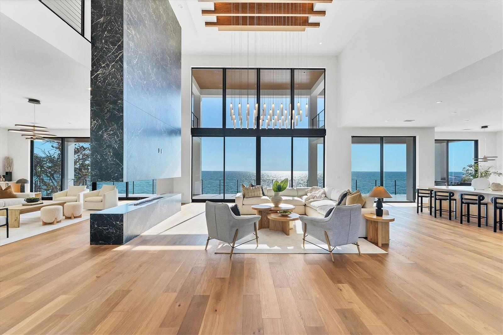 TB8435241 Property Photo