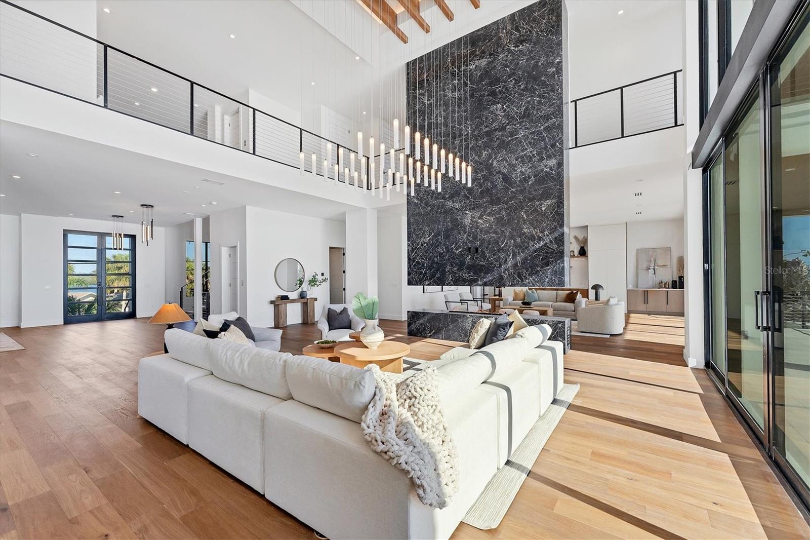 TB8435241 Property Photo