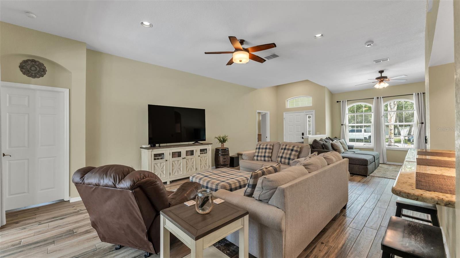 2803 SPRING MEADOW DR, PLANT CITY, FL, 33566