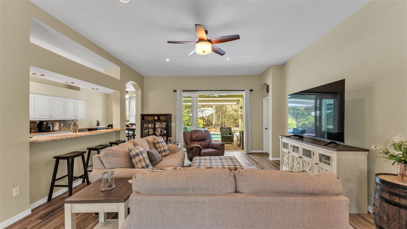 2803 SPRING MEADOW DR, PLANT CITY, FL, 33566