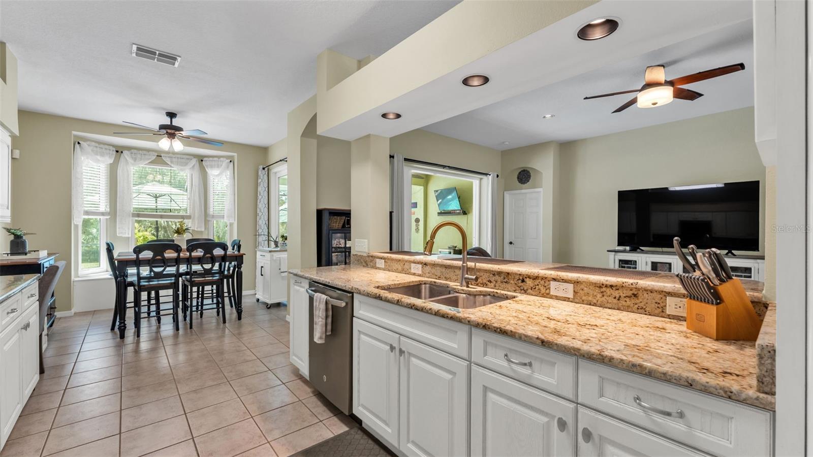 2803 SPRING MEADOW DR, PLANT CITY, FL, 33566