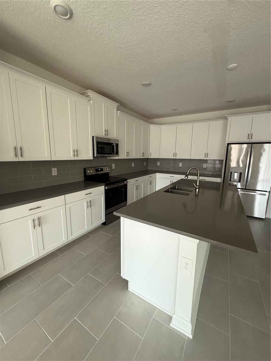 1123 KINGSBARN ST, DAVENPORT, FL, 33896