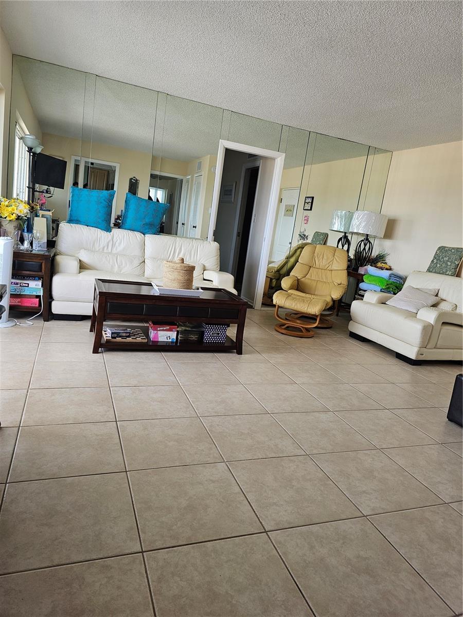 1255 TARPON CENTER DR #614, VENICE, FL, 34285