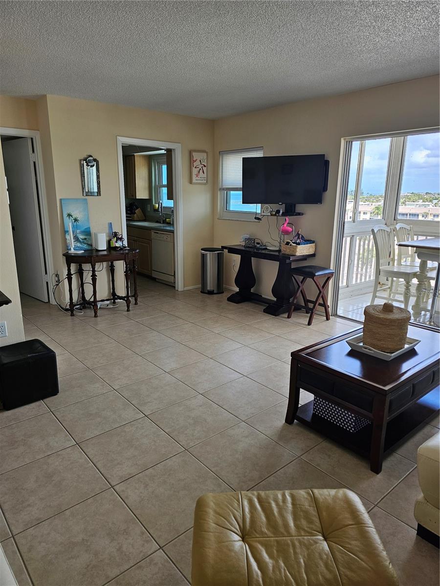 1255 TARPON CENTER DR #614, VENICE, FL, 34285